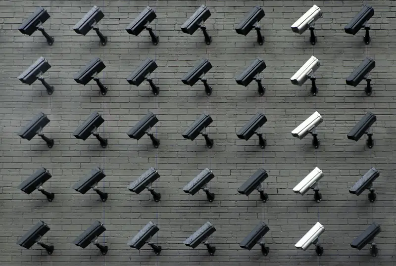 Deretan kamera CCTV keamanan