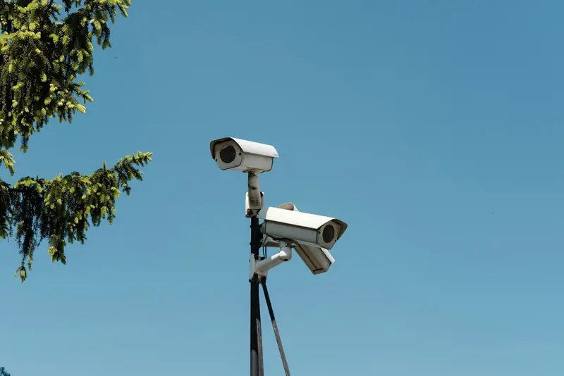 Kamera CCTV terpasang di tiang