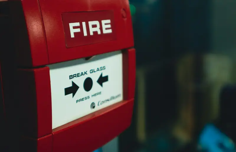 Fire alarm manual call point (break glass)