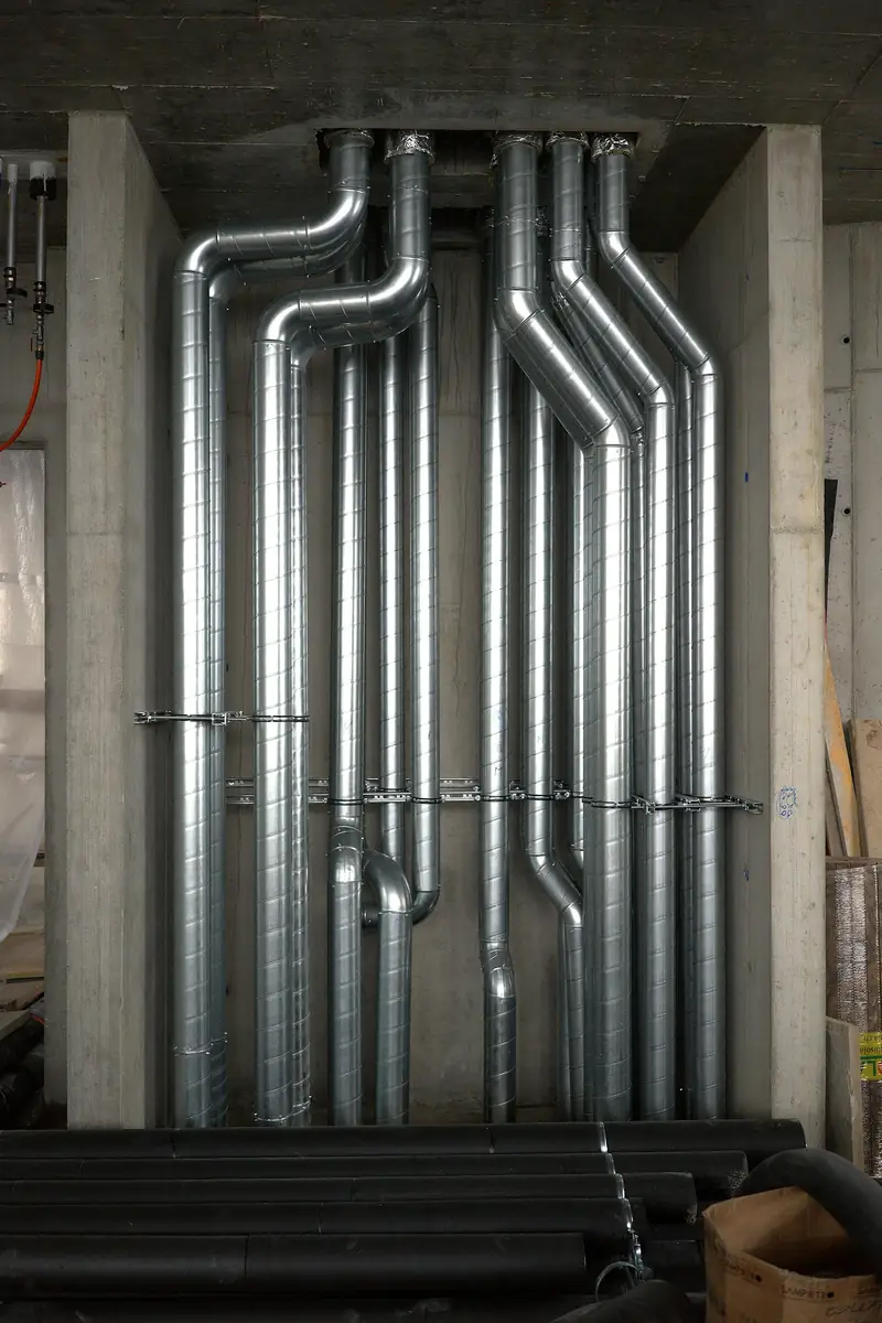 Vertical service pipework inside a building